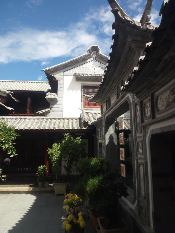Shaxi Aoding Courtyard Bed & Breakfast Jianchuan Exterior photo
